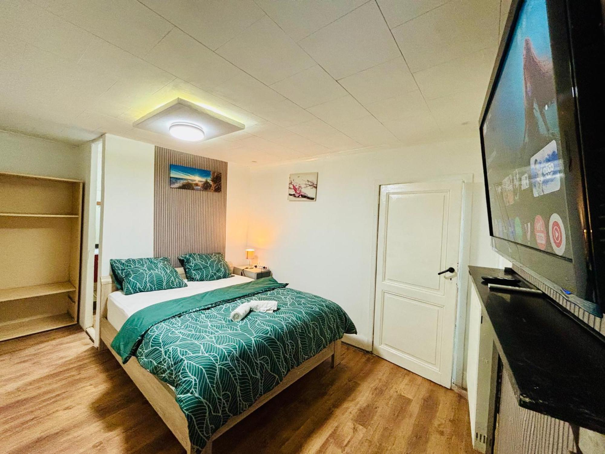 Cozy&Calm Room With Ensuite Heers Extérieur photo