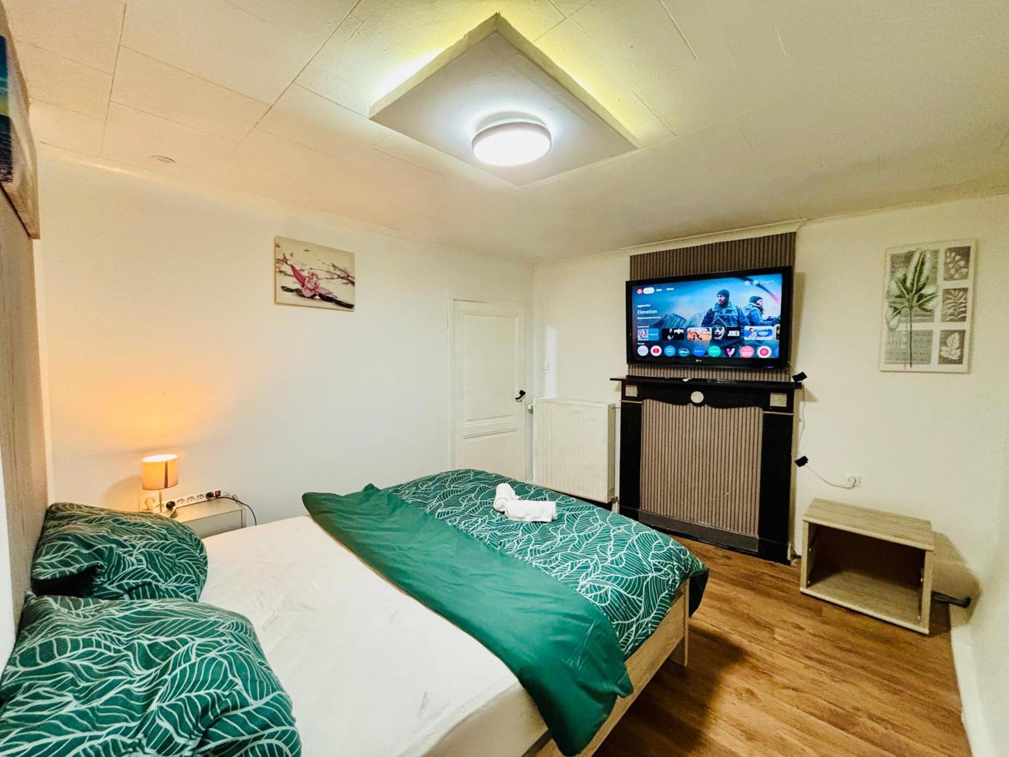 Cozy&Calm Room With Ensuite Heers Extérieur photo